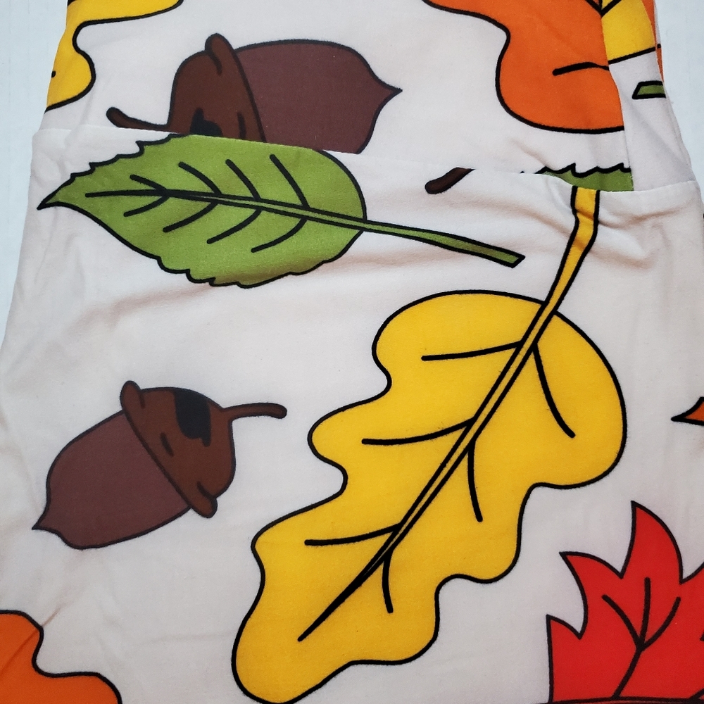 Boutique Fall Leggings - Picture 2 of 3
